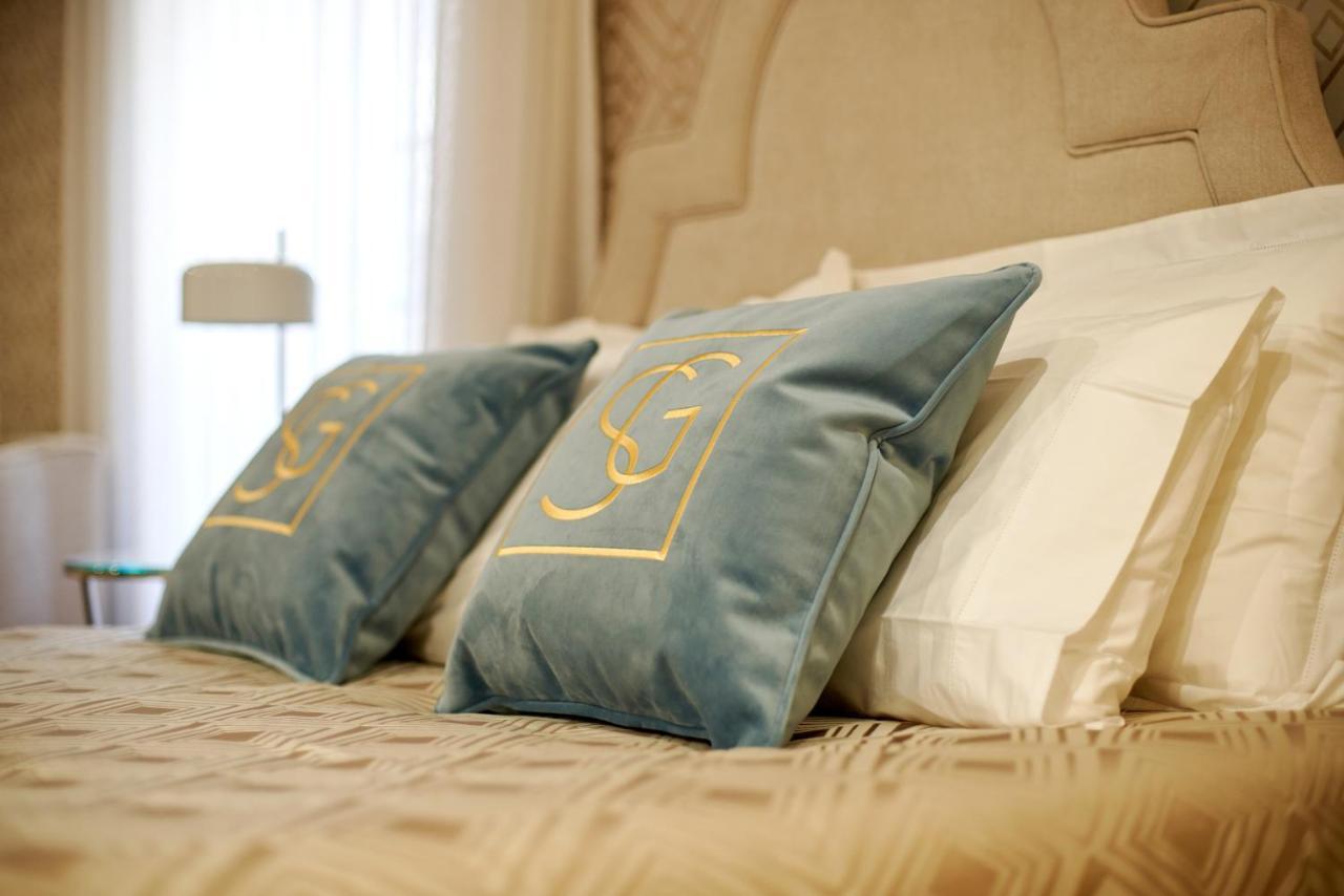 Signature Apartments Santa Catarina Porto Bagian luar foto