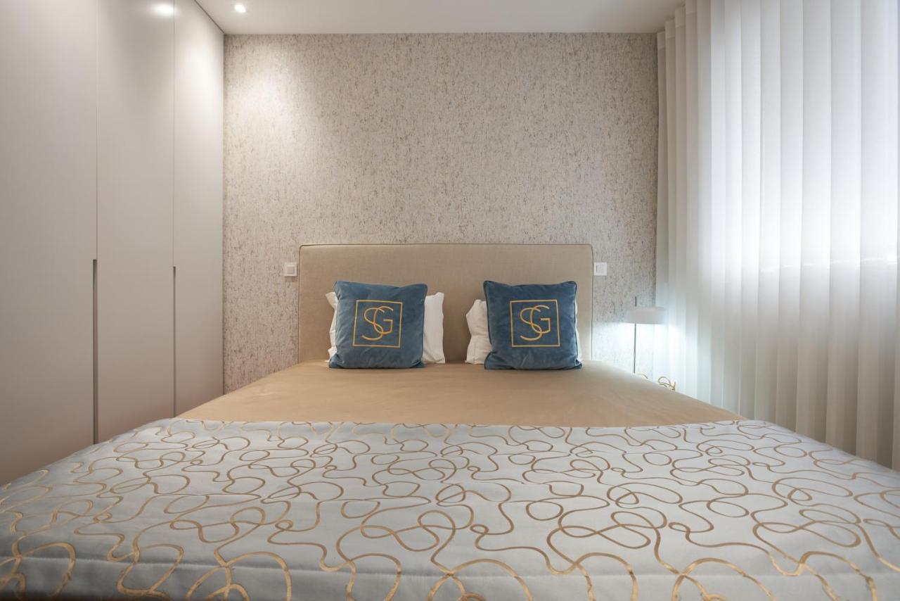Signature Apartments Santa Catarina Porto Bagian luar foto
