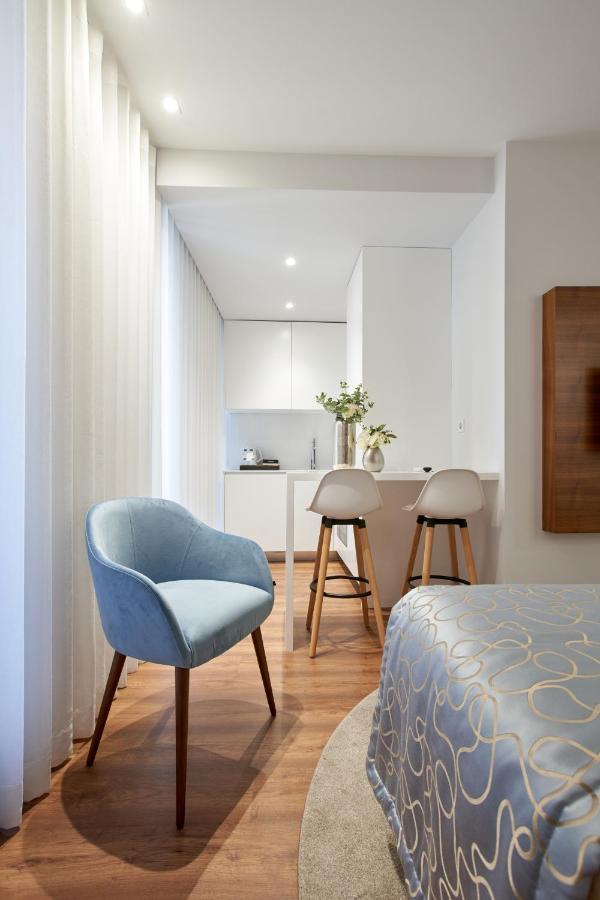 Signature Apartments Santa Catarina Porto Bagian luar foto