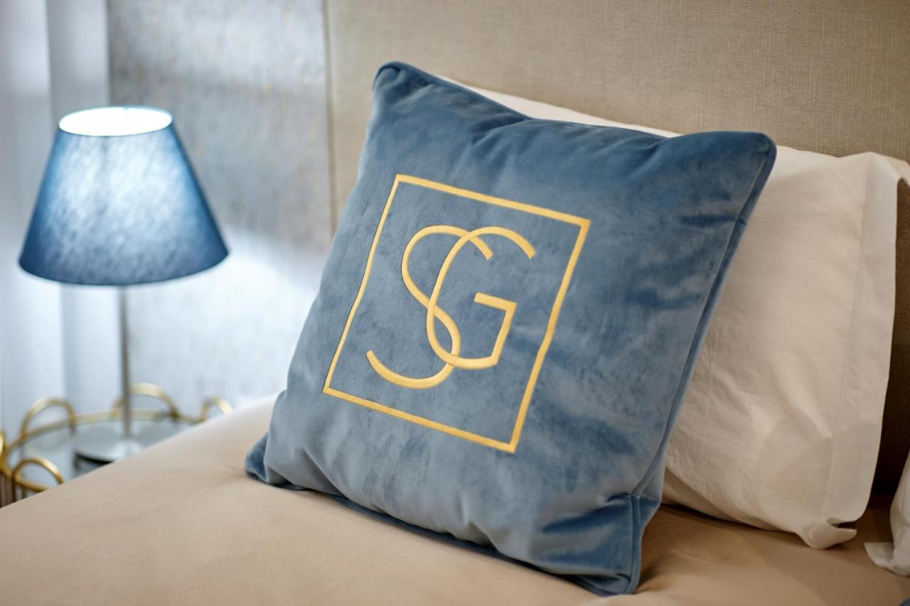 Signature Apartments Santa Catarina Porto Bagian luar foto